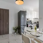 Artemis 1-bedroom In * Larnaca