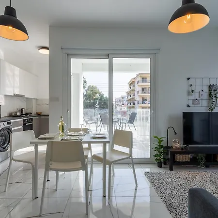 Apartment Artemis 1-bedroom In *