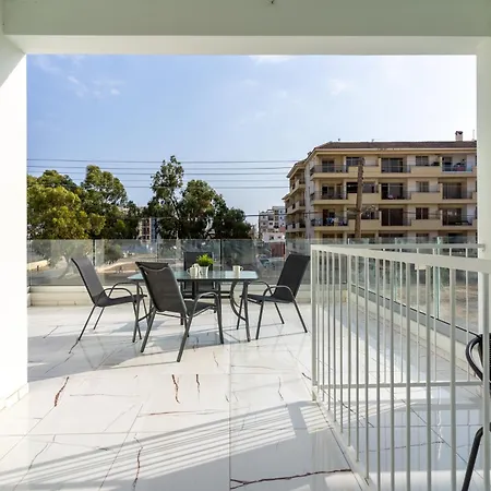 Apartment Artemis 1-bedroom In Larnaca