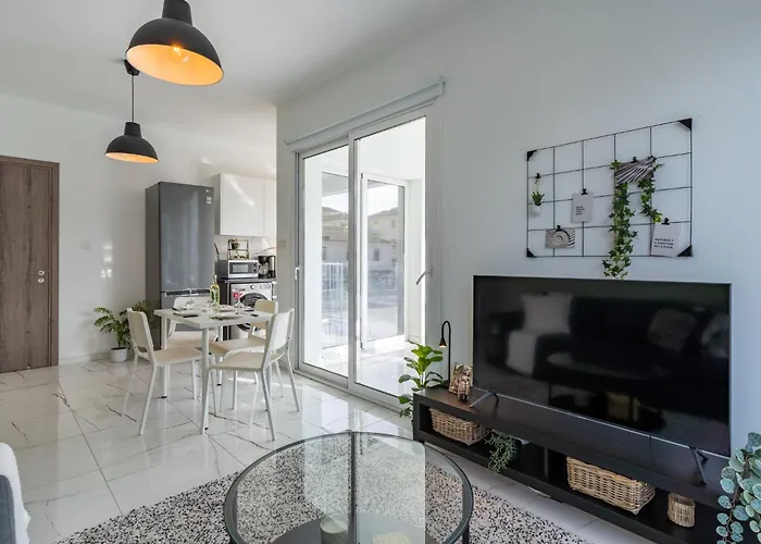 Lägenhet Artemis 1-bedroom In Larnaca