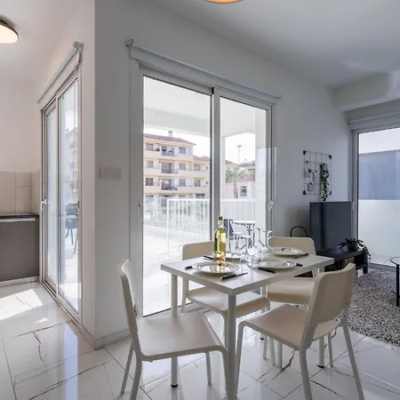 Artemis 1-bedroom In Apartament