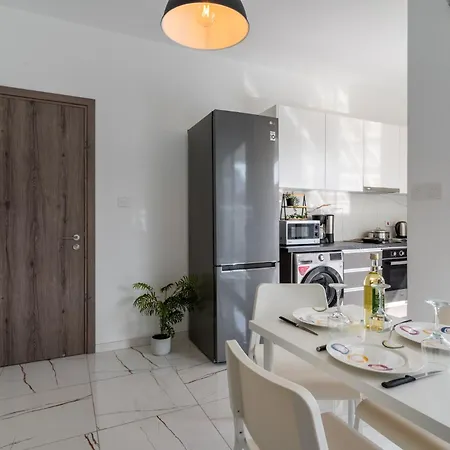 Artemis 1-bedroom In * Larnaca