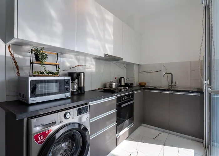 Lägenhet Artemis 1-bedroom In Larnaca